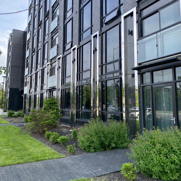 Steel cladding replacement on commercial building